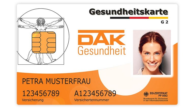 Insurance card with the inscription 'DAK Gesundheitskarte'.