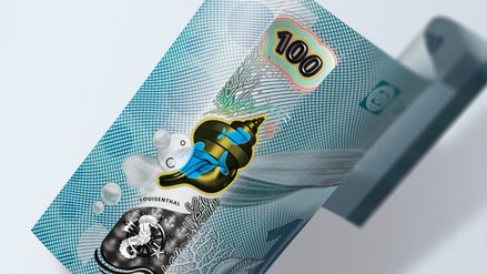 Großaufnahme einer Banknote mit einem Hologramm-Sicherheitsfeature