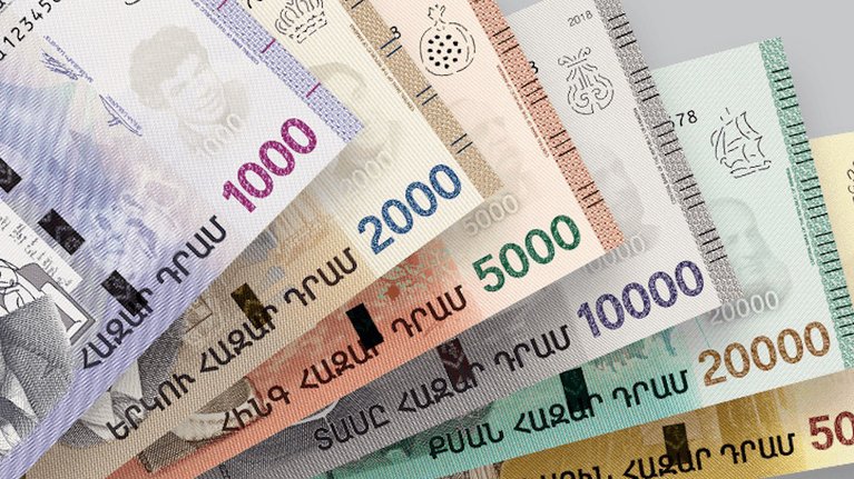 Different Armenian Dram banknotes