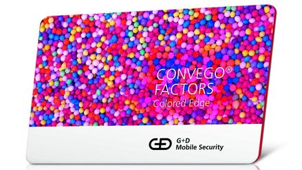 Abbildung einer G+D Kreditkarte mit der Aufschrift 'CONVEGO FACTORS Colored Edge'