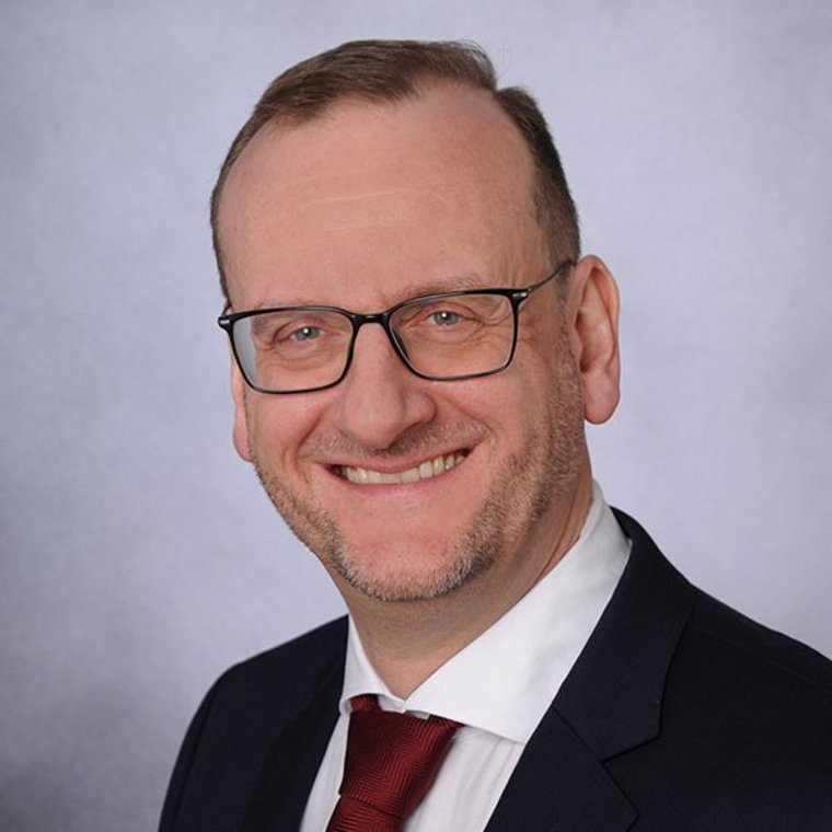 Gerhard Rösl, Professor für Volkswirtschaftslehre an der Ostbayerischen Technischen Hochschule (OTH) Regensburg
